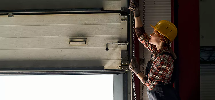 Addressing Common Garage Door Stoppage Issues in Rancho San Diego, CA
