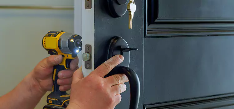 Commercial Door Lock Installation Rancho San Diego